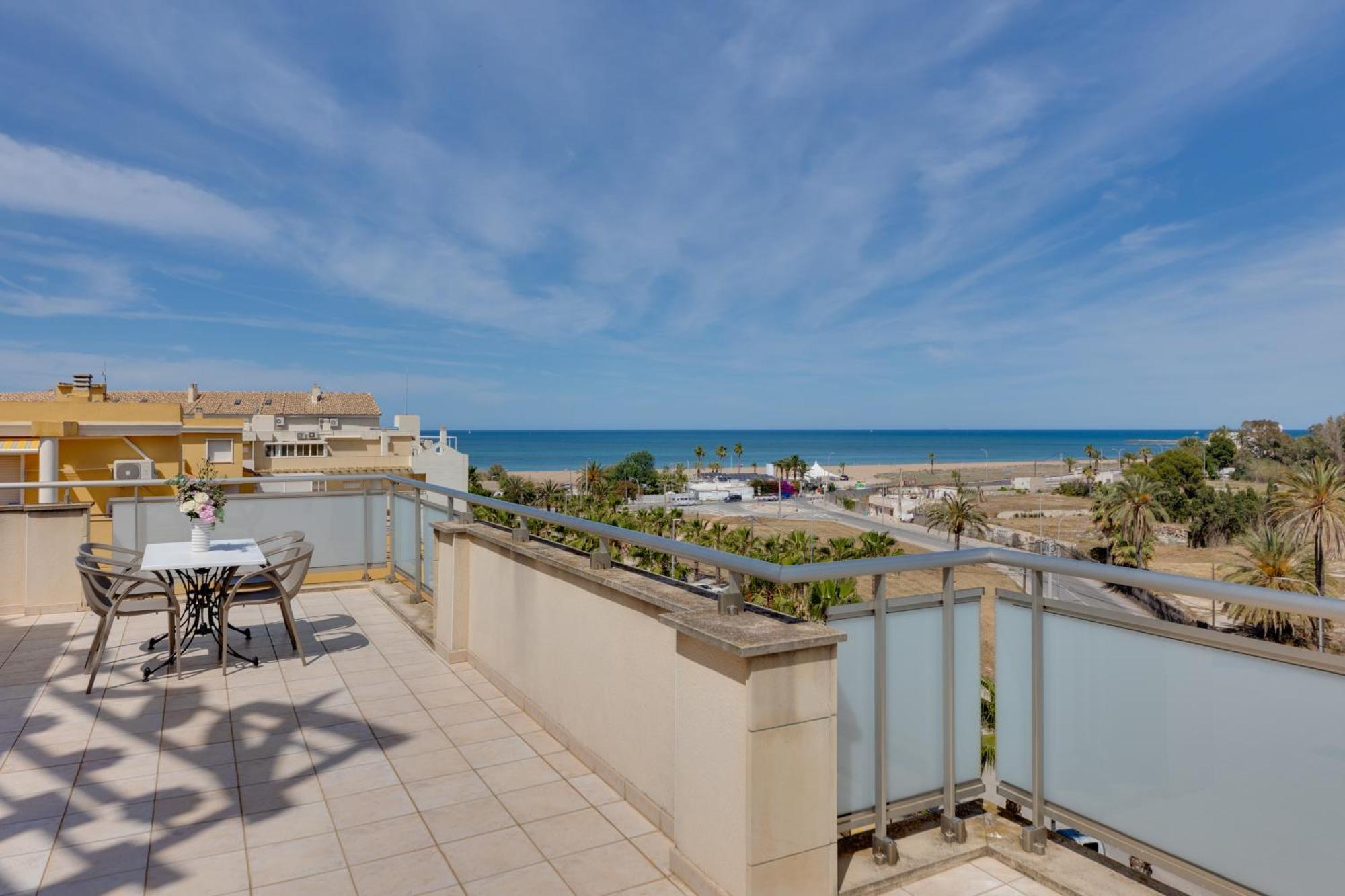 Family Room Sea View